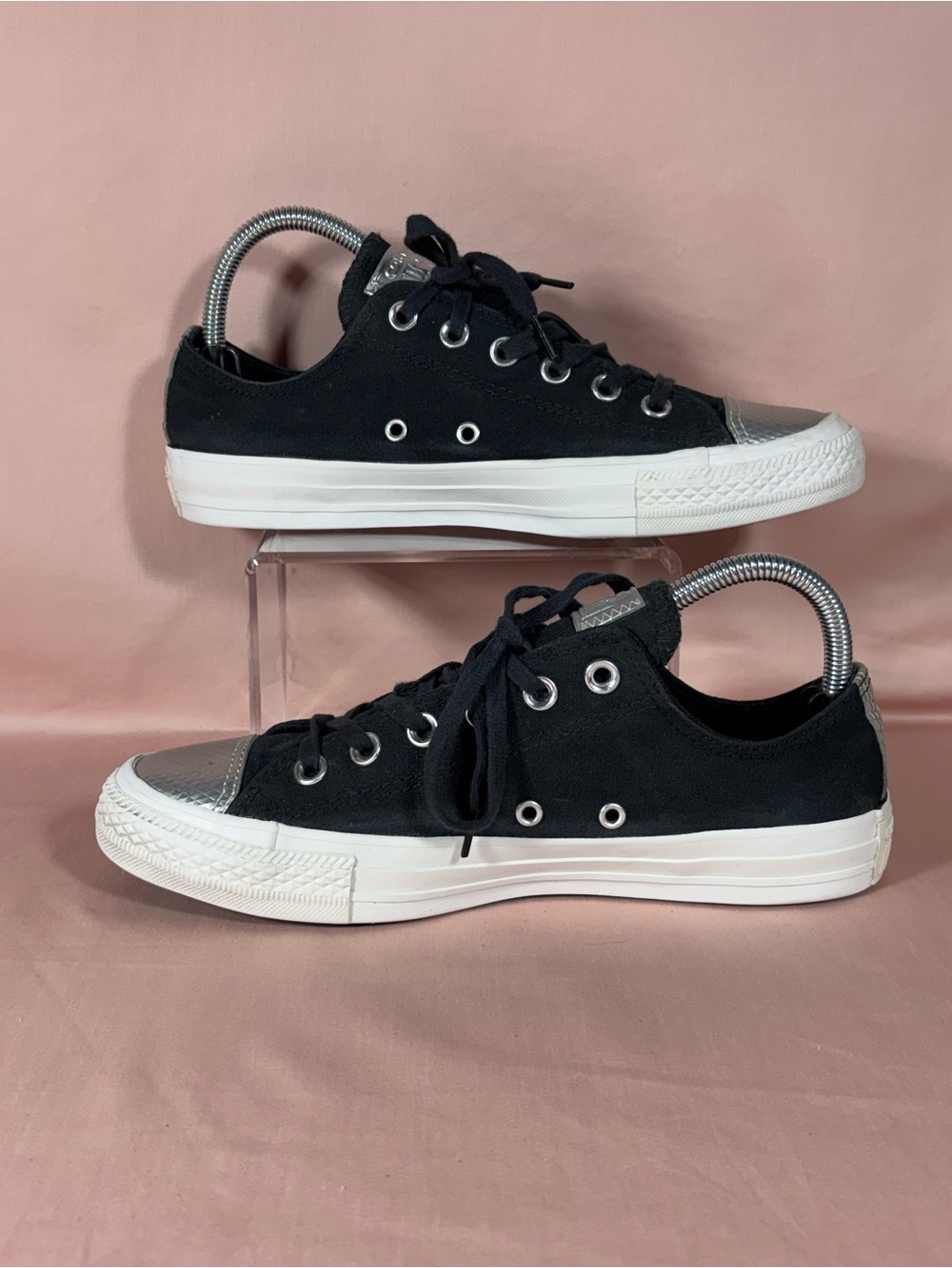 Converse All Star Blk Canvas With Silver Toe Cap/Heel Strip Sneakers W's SZ 8 - Picture 2 of 12